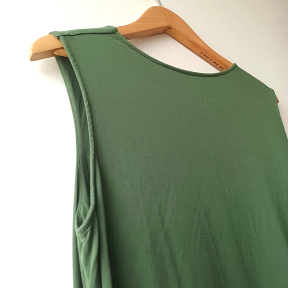 LNBF "Leave Nothing But Footprints" Hunter Green Asymmetrical Sleeveless Dress - Picture 5 of 7